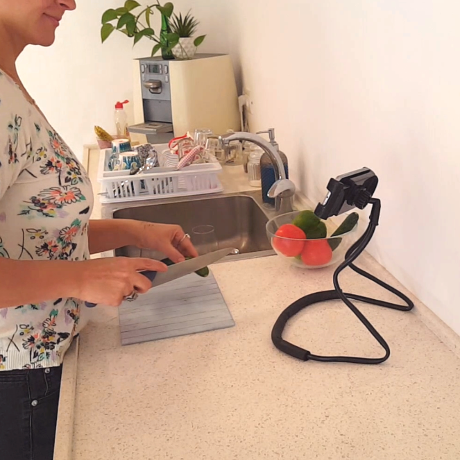Hands-Free Adjustable Smartphone/Tablet Holder